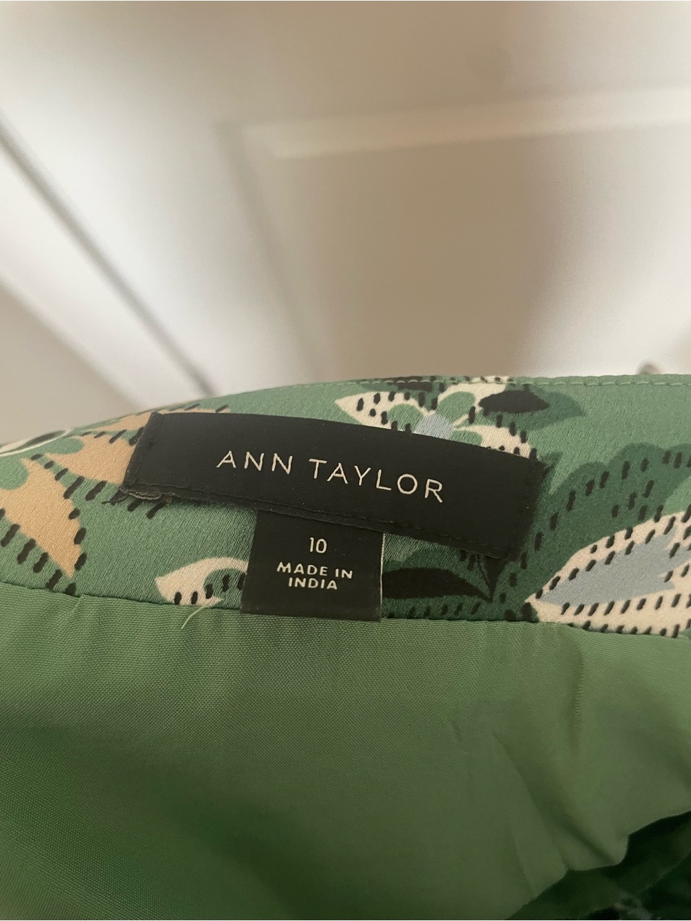 Ann Taylor Sage Green Floral Midi Skirt - Picture 3 of 3